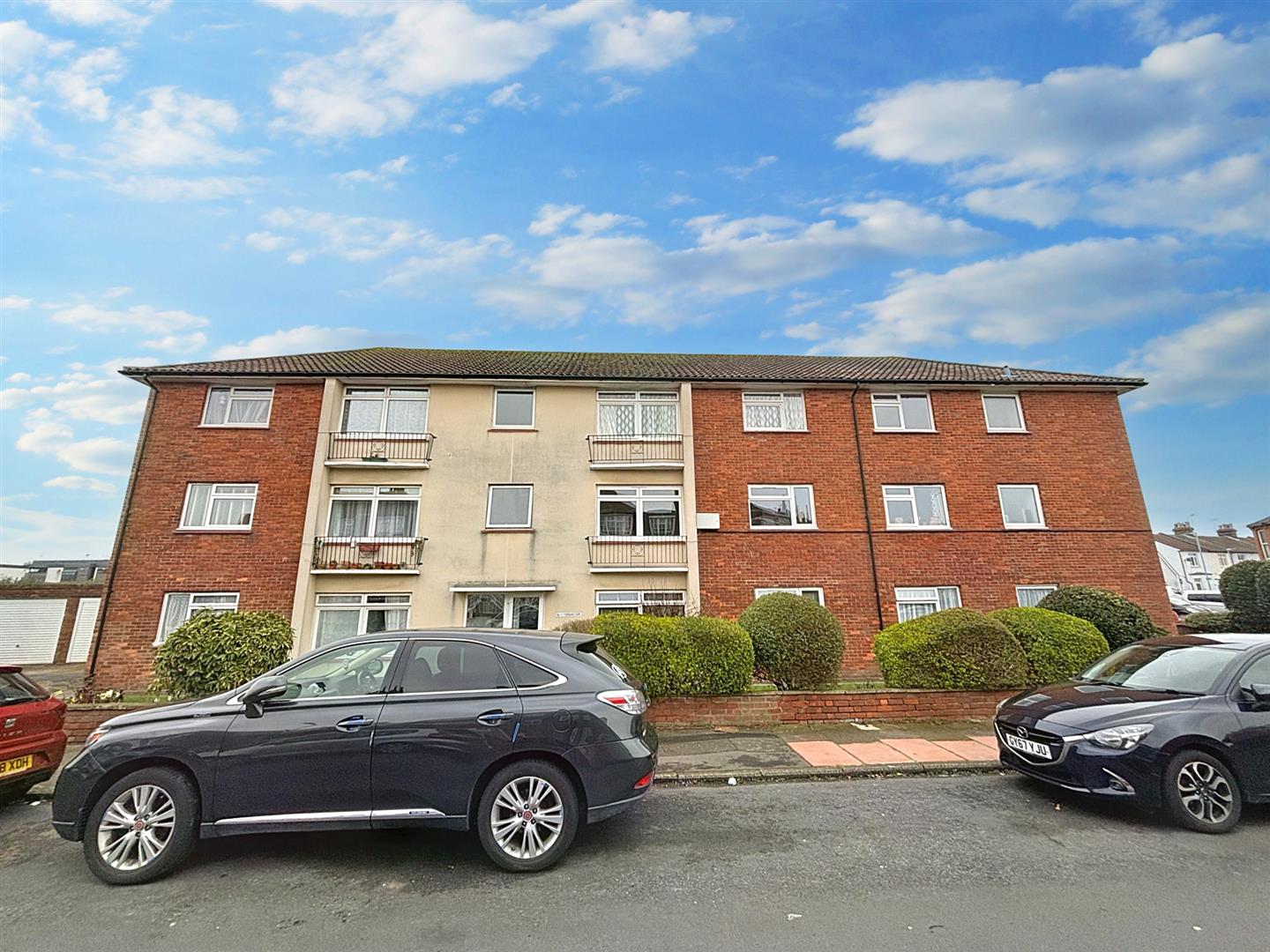 Property Details for Roselands Avenue, Eastbourne Town Property